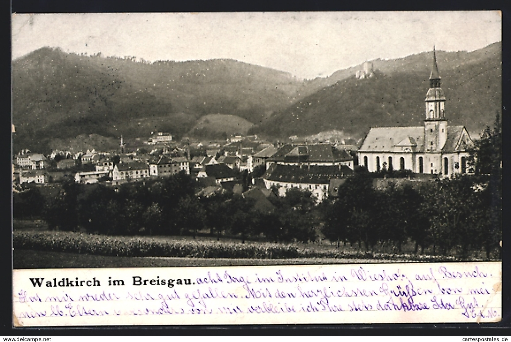 AK Waldkirch /Breisgau, Ortsansicht Mit Kirche  - Waldkirch