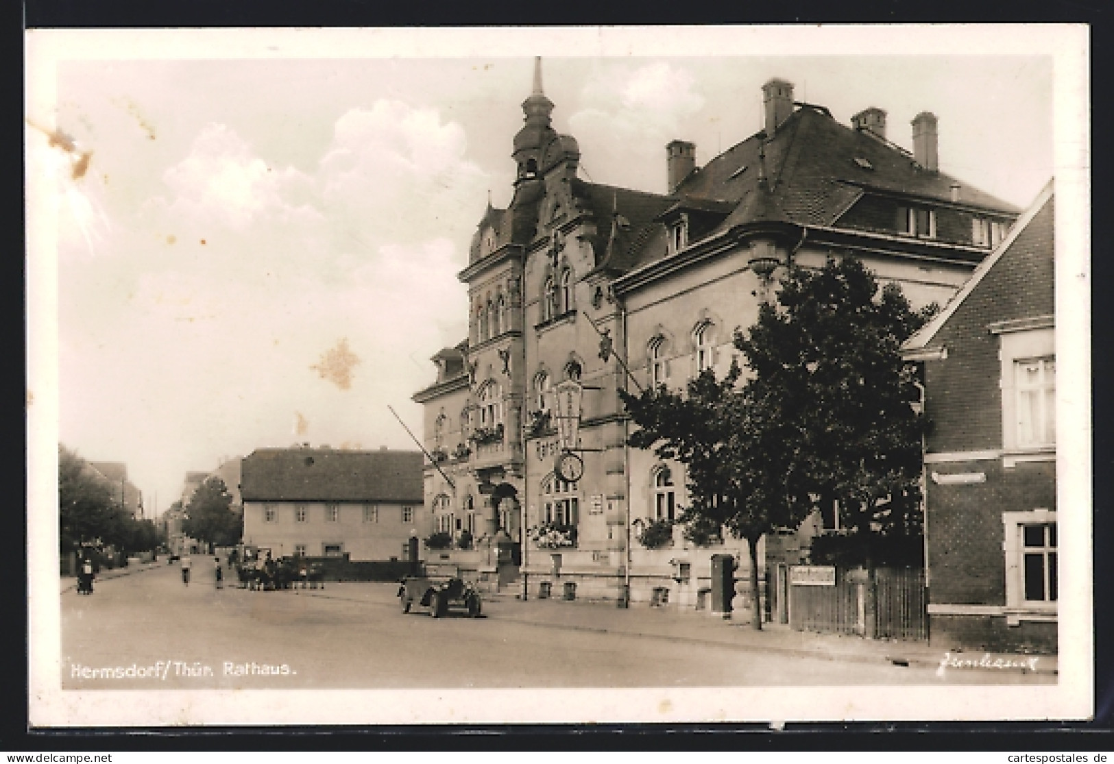 AK Hermsdorf / Thür., Strassenpartie Am Rathaus  - Hermsdorf