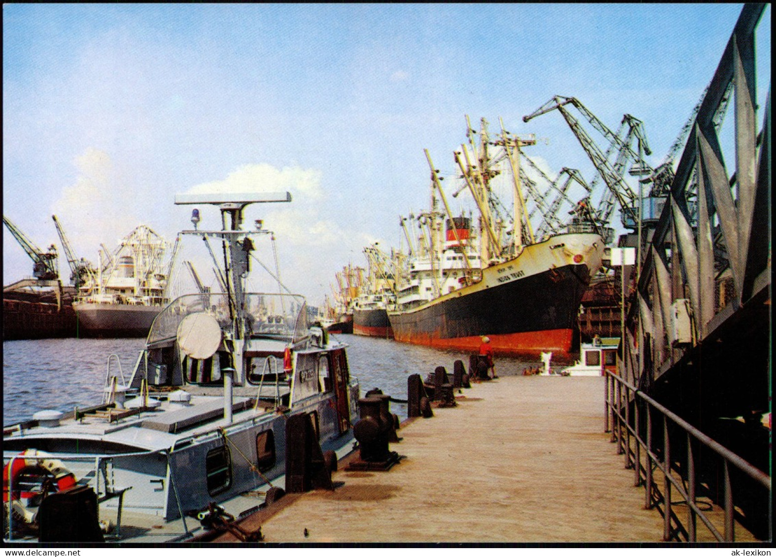 Ansichtskarte Bremen Überseehafen - Frachtschiffe 1982 - Bremen