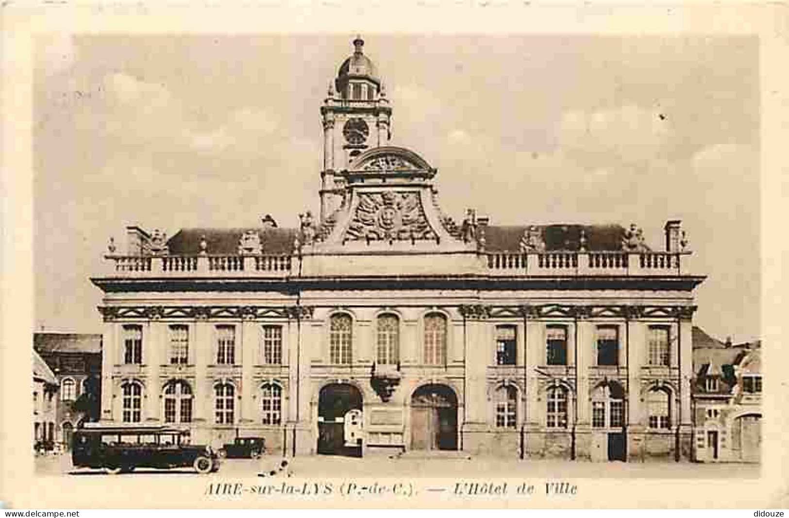 62 - Aire Sur La Lys - L'Hotel De Ville - Bus - Animé - Ecrite En 1967 - CPA - Voir Scans Recto-Verso - Aire Sur La Lys