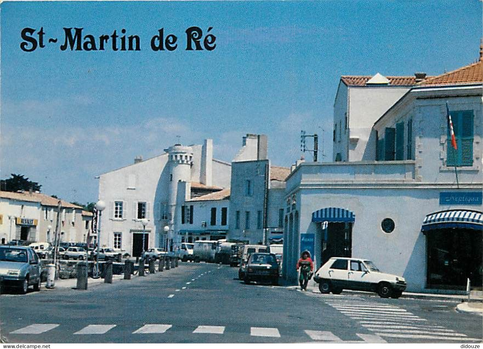 Automobiles - Saint Martin De Ré - Te Centre Ville - CPM - Voir Scans Recto-Verso - Toerisme