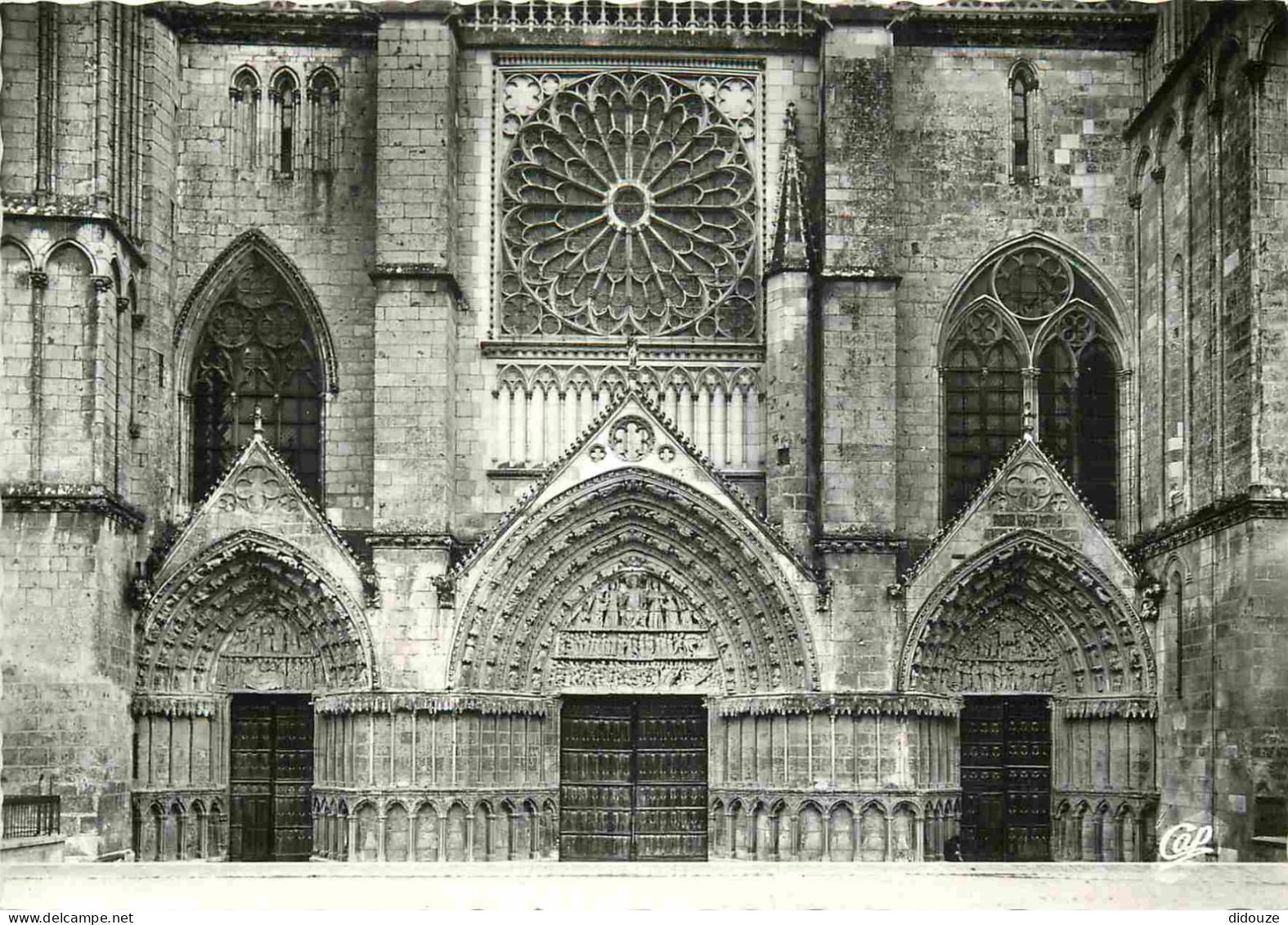 86 - Poitiers - Cathédrale Saint Pierre - Portails Façade - Mention Photographie Véritable - Carte Dentelée - CPSM Grand - Poitiers