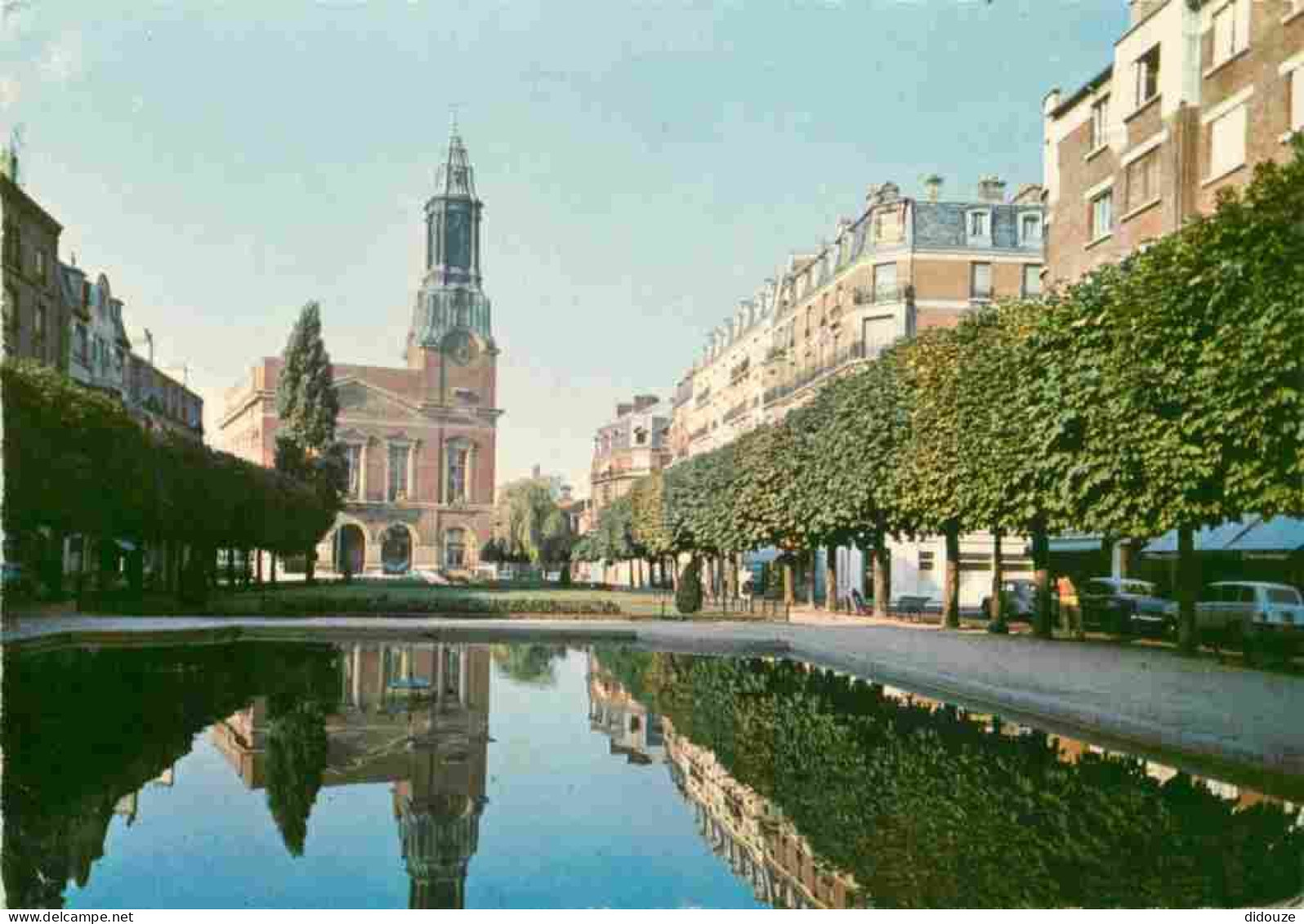 92 - Bois-Colombes - Le Bassin Près De L'hôtel De Ville - Carte Dentelée - CPSM Grand Format - Voir Scans Recto-Verso - Other & Unclassified