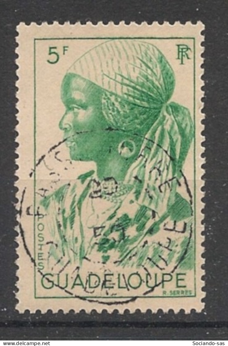 GUADELOUPE - 1947 - N°YT. 207 - Guadeloupéenne 5f Vert - Oblitéré / Used - Oblitérés