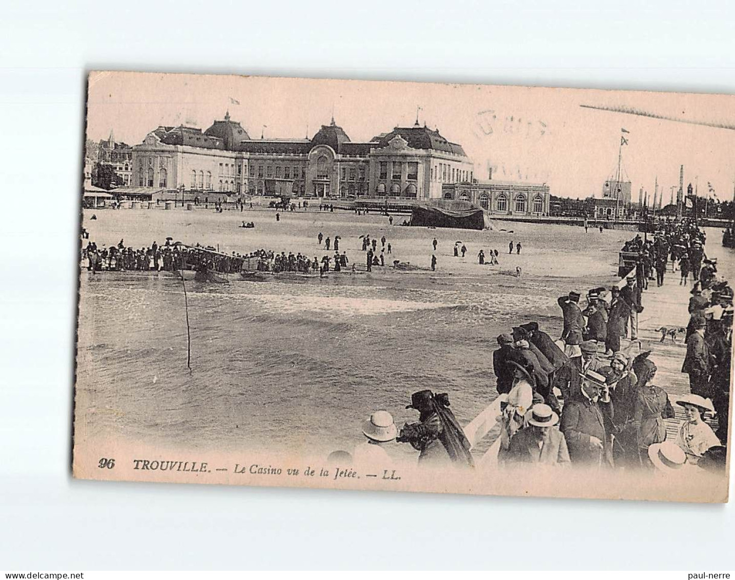 TROUVILLE : La Casino Vu De La Jetée - état - Trouville