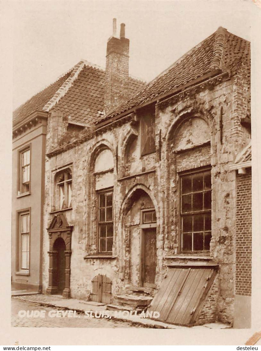 Foto  Oude Gevel - Sluis - 7x9 Cm - Sluis