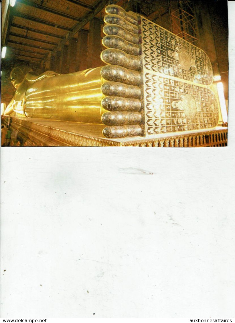 THAILAND  BANGKOK THE IMAGE OF RECLINING BUDDHA IN WAT /63 - Thailand