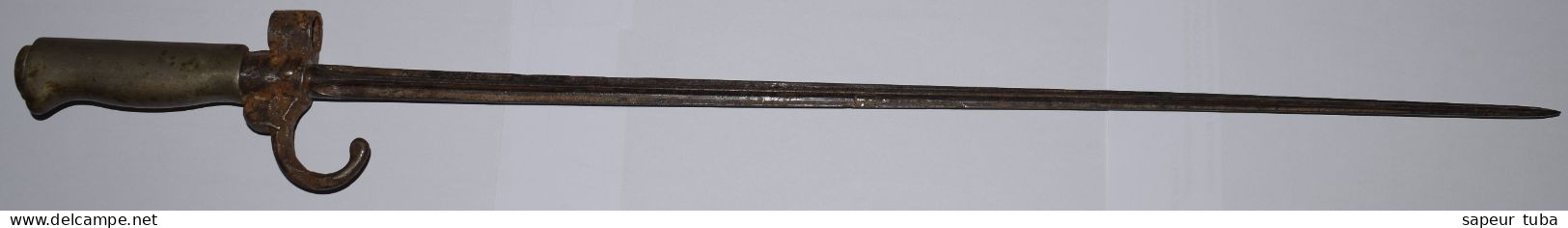 Baïonnette Française Rosalie De Fusil Lebel Avec Quillon Modèle 1886/93/15 - Knives/Swords