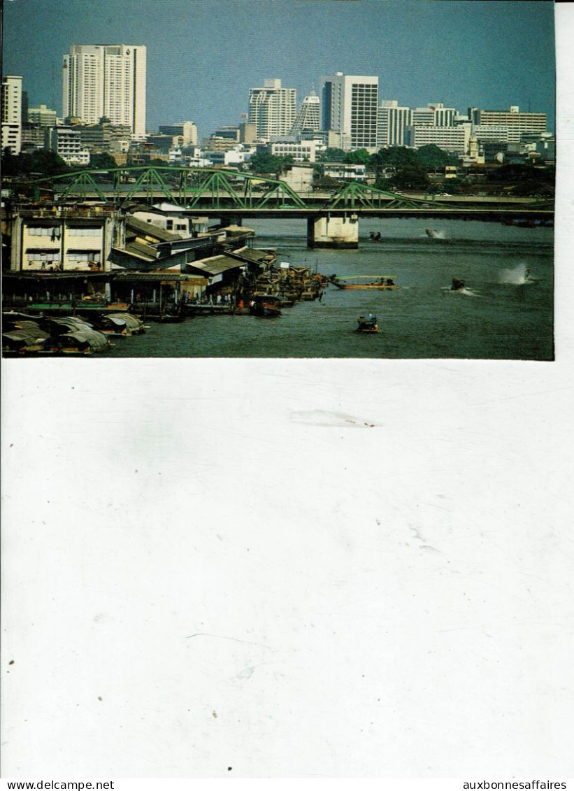 THAILAND  BANGKOK VIEW OF CHAO-PHRA -YA RIVER /68 - Thailand