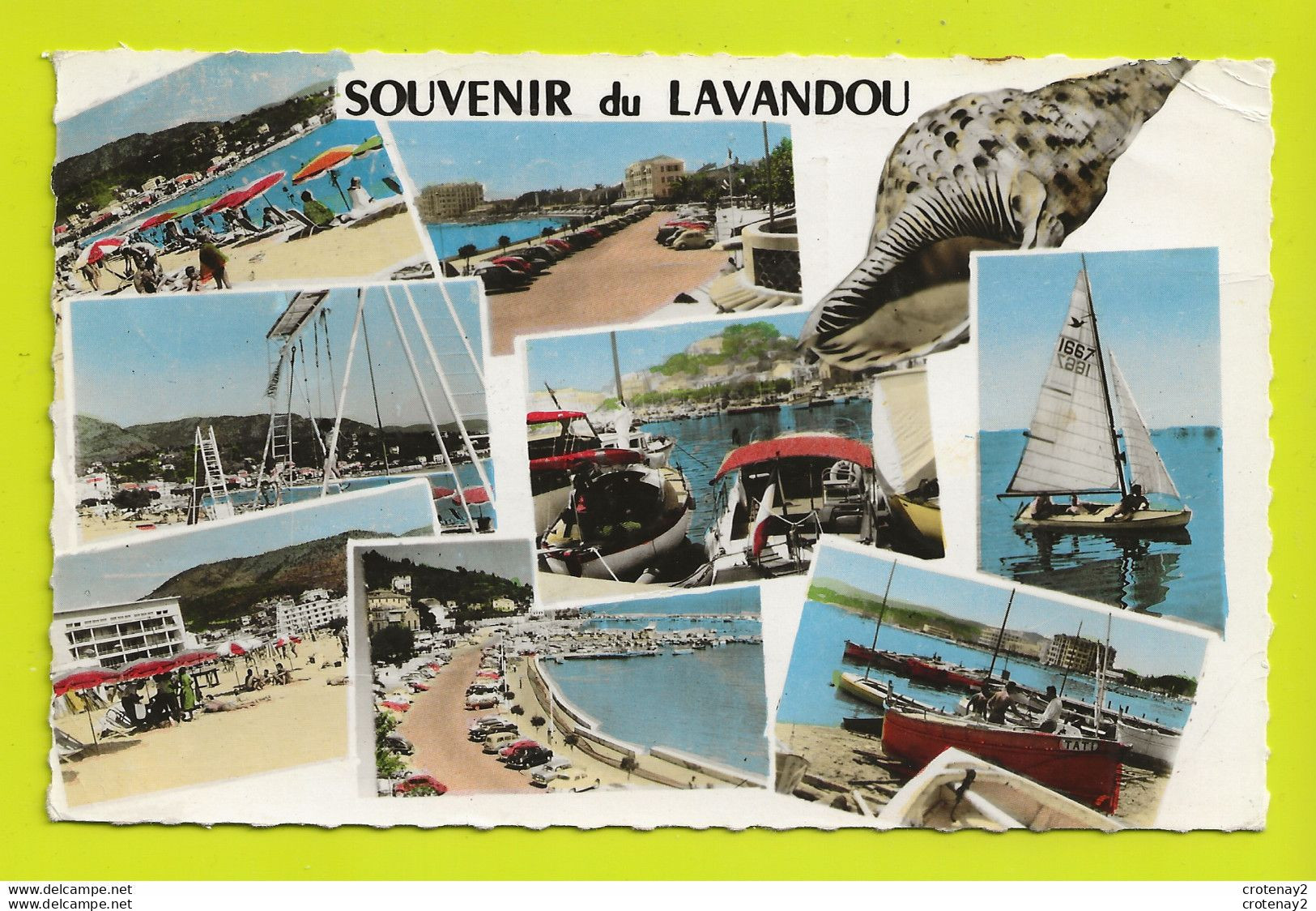 83 LE LAVANDOU Souvenir Multivues De 1964 Plage Baignade Bateaux Autos Car Américaine Citroën 2CV Camionnette - Le Lavandou