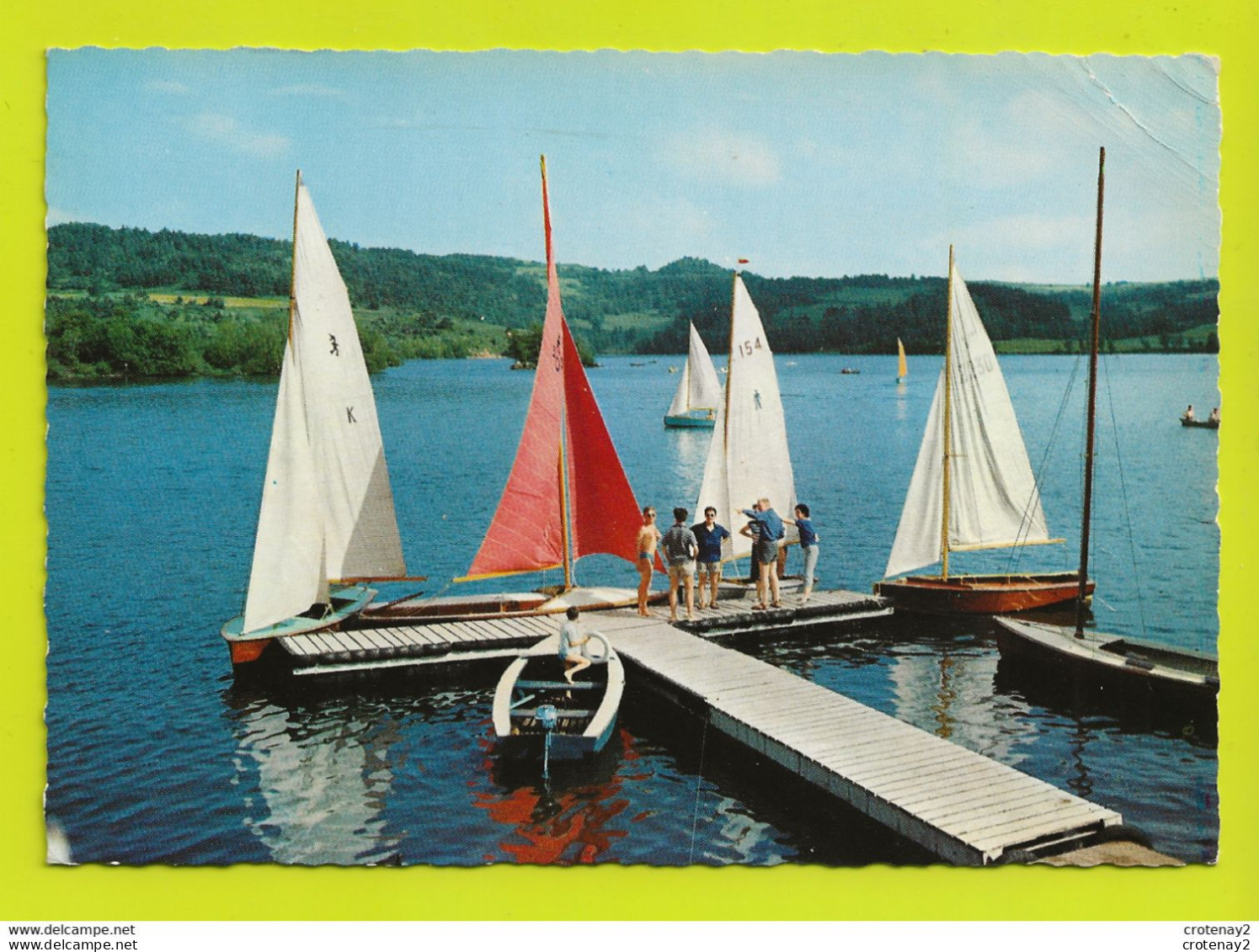 63 LE LAC D'AYDAT Vers Clermont Ferrand En 1966 Voiliers Régates L'Auvergne Pittoresque VOIR DOS - Clermont Ferrand