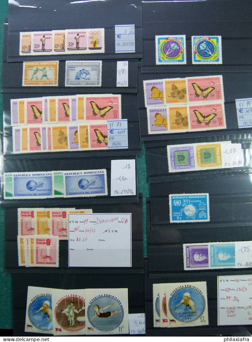 Collection République Dominicaine, sur cartes, de 1957 à 2000, timbres neufs **