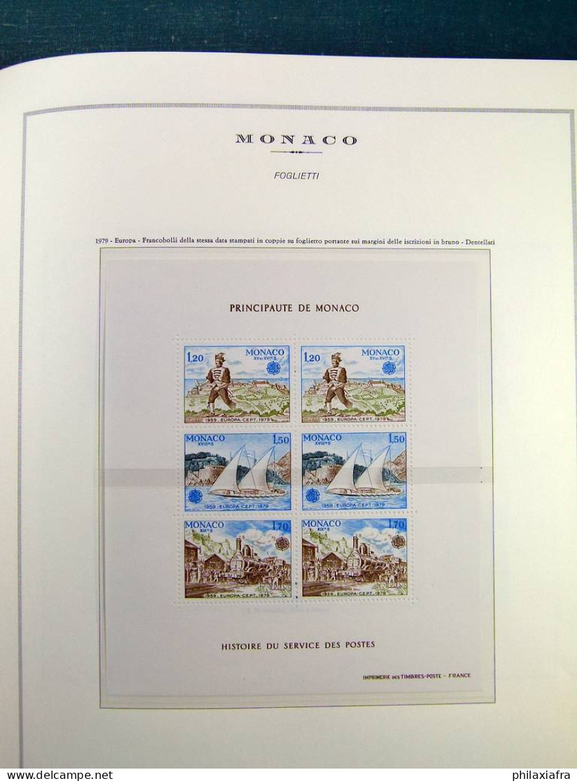 Collection Monaco album timbres neufs */** et oblitérés CV Poste aérienne BF 