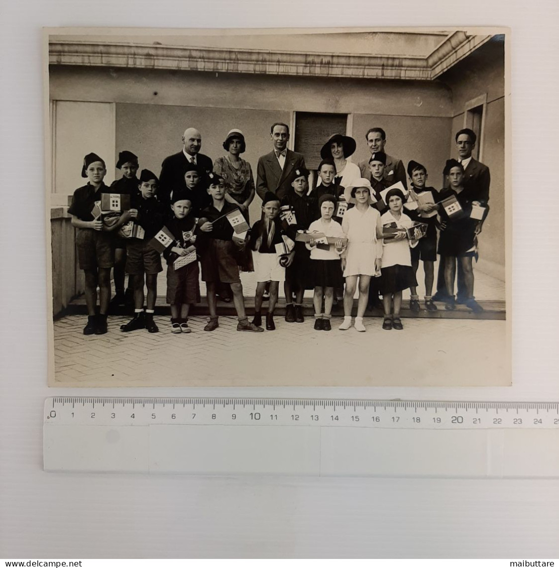 Foto Giovani Balilla In B/n - Fotografia Di Classe Con Corpo Docenti - Milano, Periodo Anni '30 - War, Military