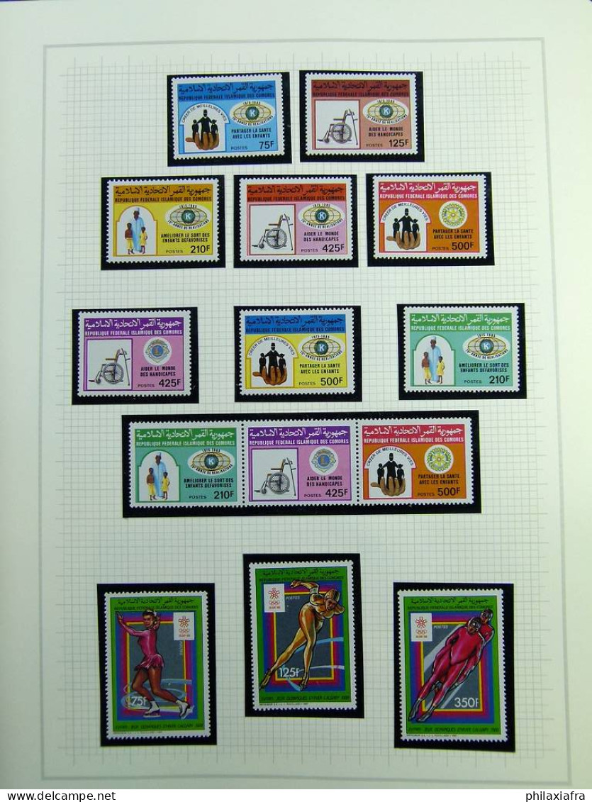 Collection des Comores, de 1950 à 1994, avec timbres neufs ** album
