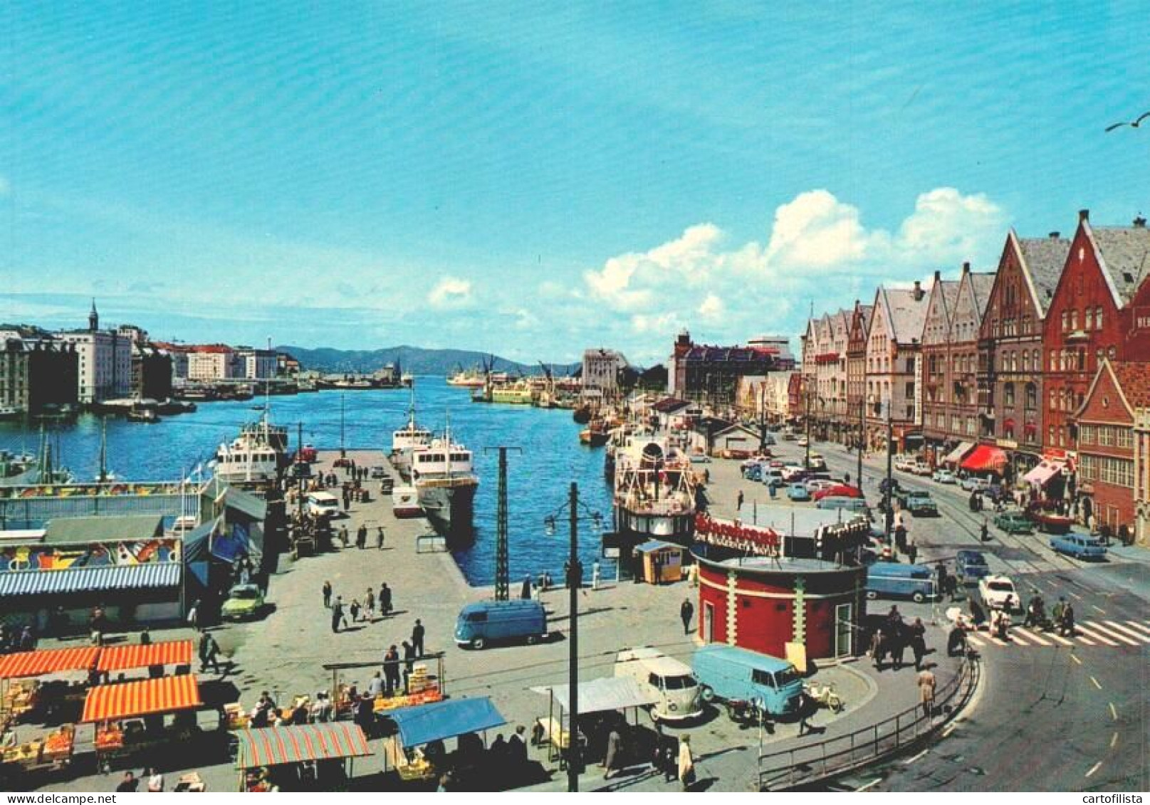 BERGEN, Norway - View Of "Vagen" And "Bryggen"   ( 2 Scans ) - Norvège