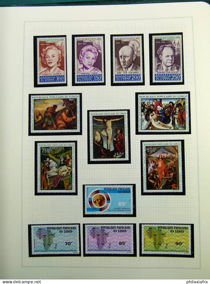 Collection Congo, album 1927-96, timbres neufs ** non dentelés avec feuille d'or