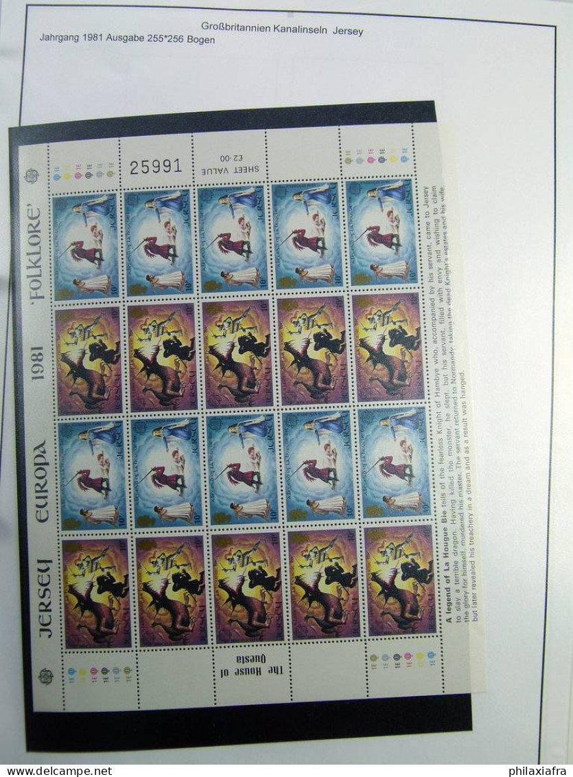 Collection Jersey, sur album, de 1941 à 2001, avec timbres neufs et oblitérés