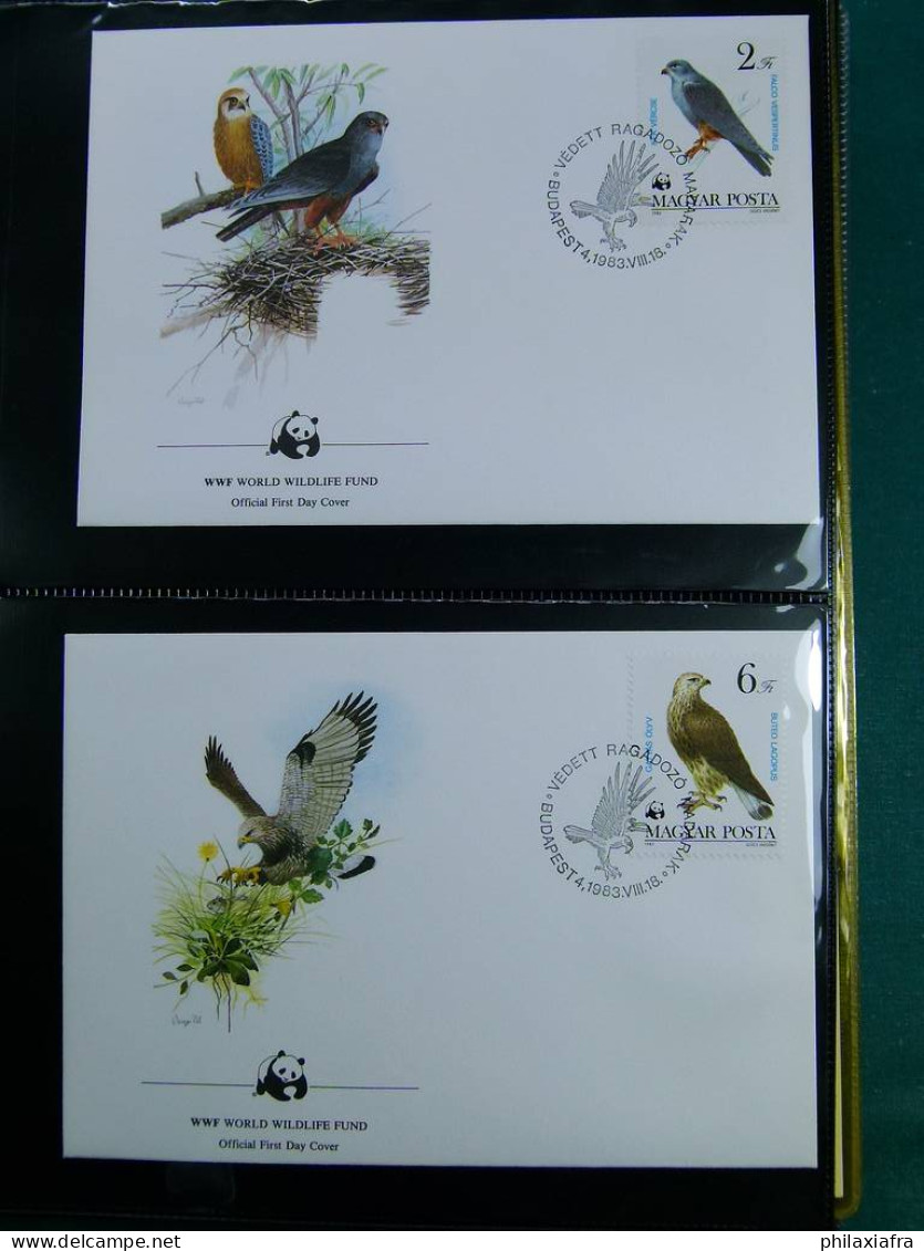 Collection WWF album timbres neufs ** enveloppes Anguilla Palau Hongrie