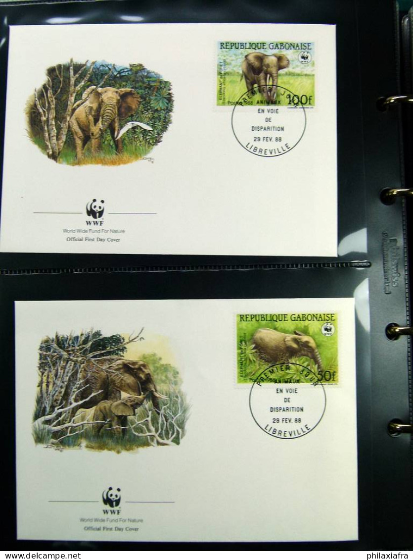 Collection WWF album, timbres neufs ** enveloppes Algérie Botswana Fidji