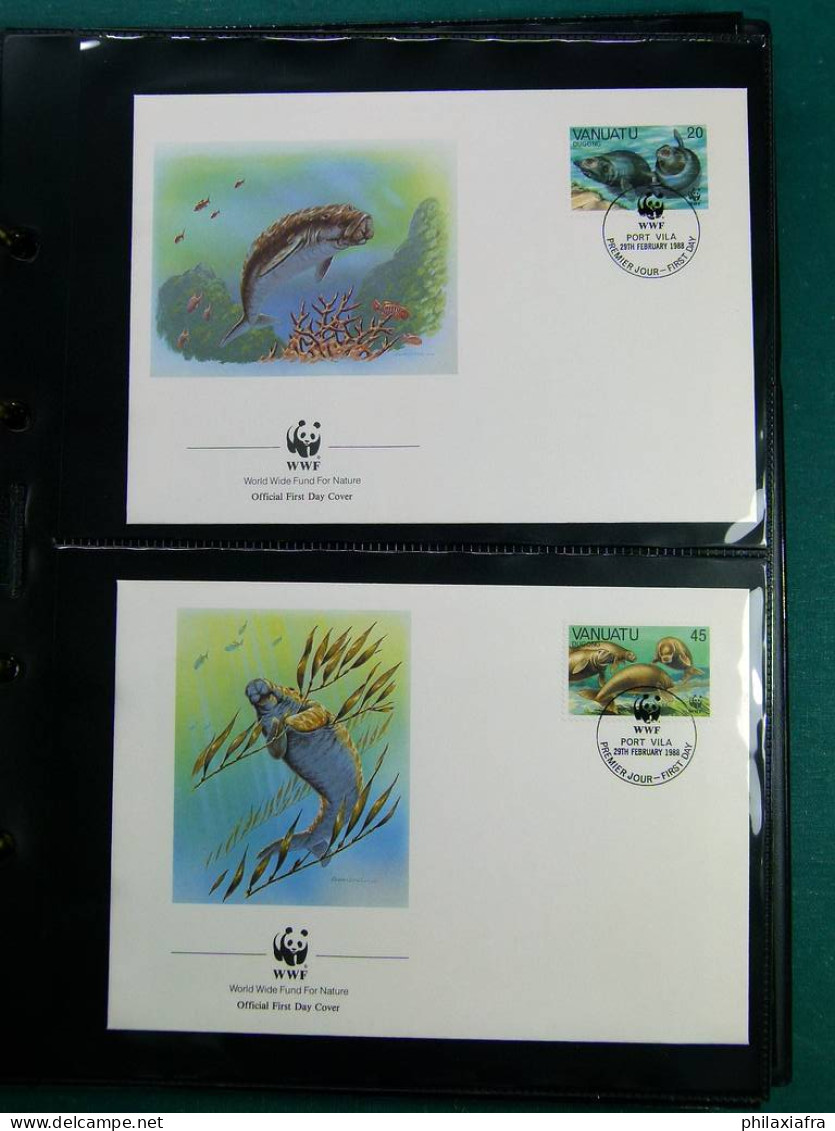 Collection WWF album, timbres neufs ** enveloppes Algérie Botswana Fidji