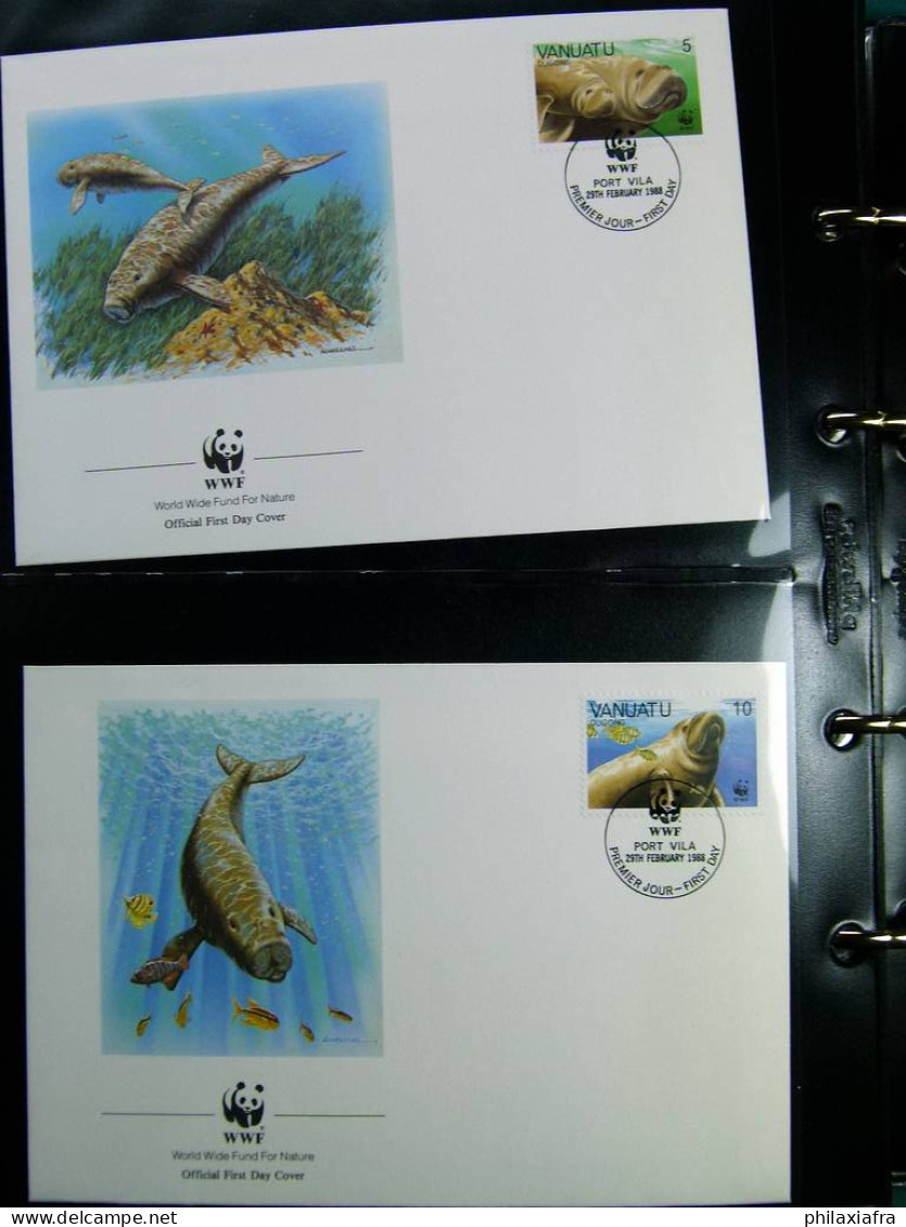 Collection WWF album, timbres neufs ** enveloppes Algérie Botswana Fidji