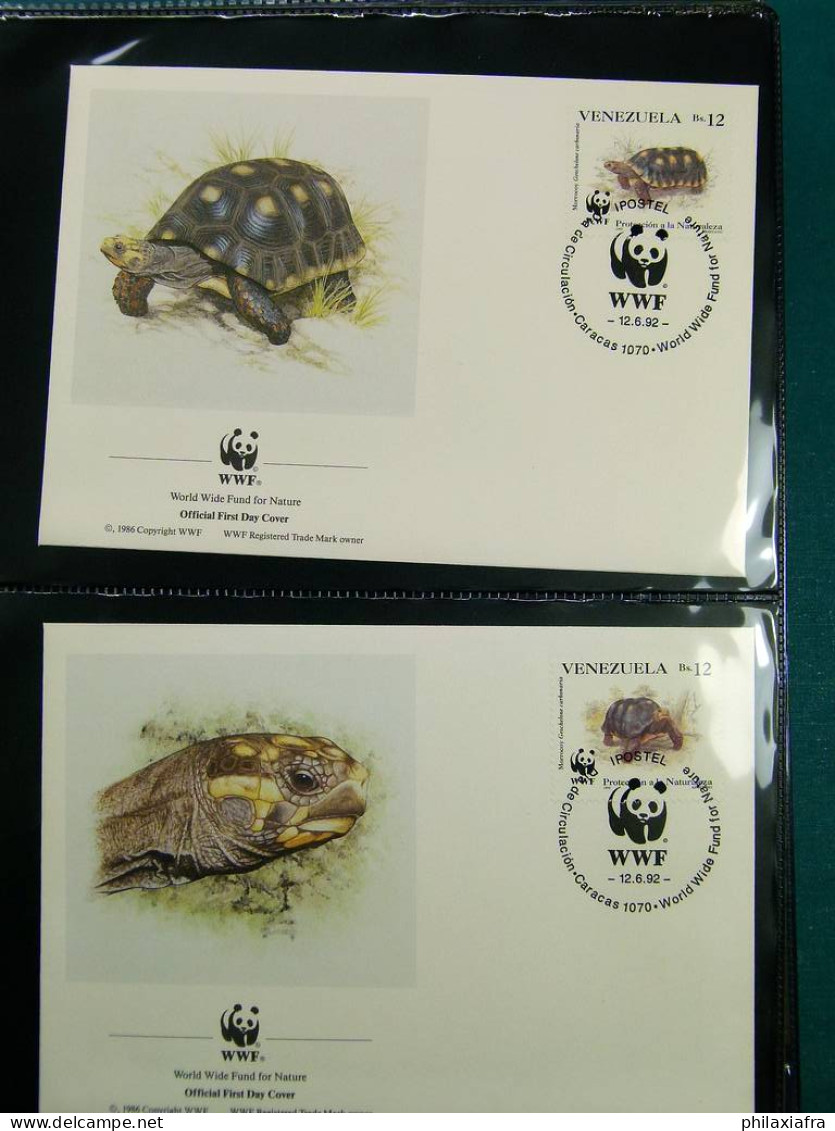 Collection WWF, album, timbres neufs ** enveloppe Somalien Galapagos