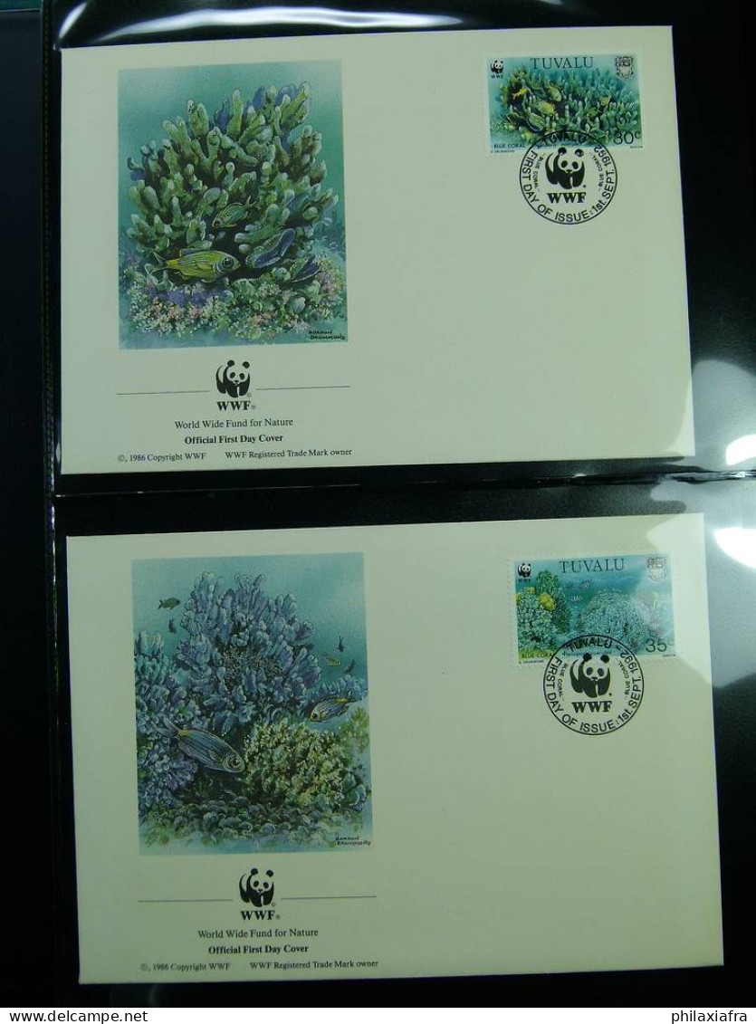 Collection WWF, album, timbres neufs ** enveloppe Somalien Galapagos