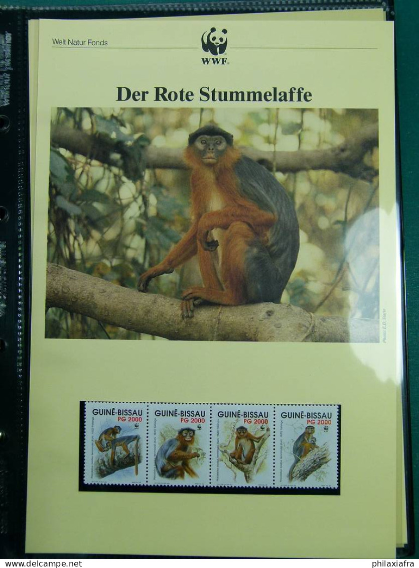 Collection WWF, album, timbres neufs ** enveloppe Somalien Galapagos