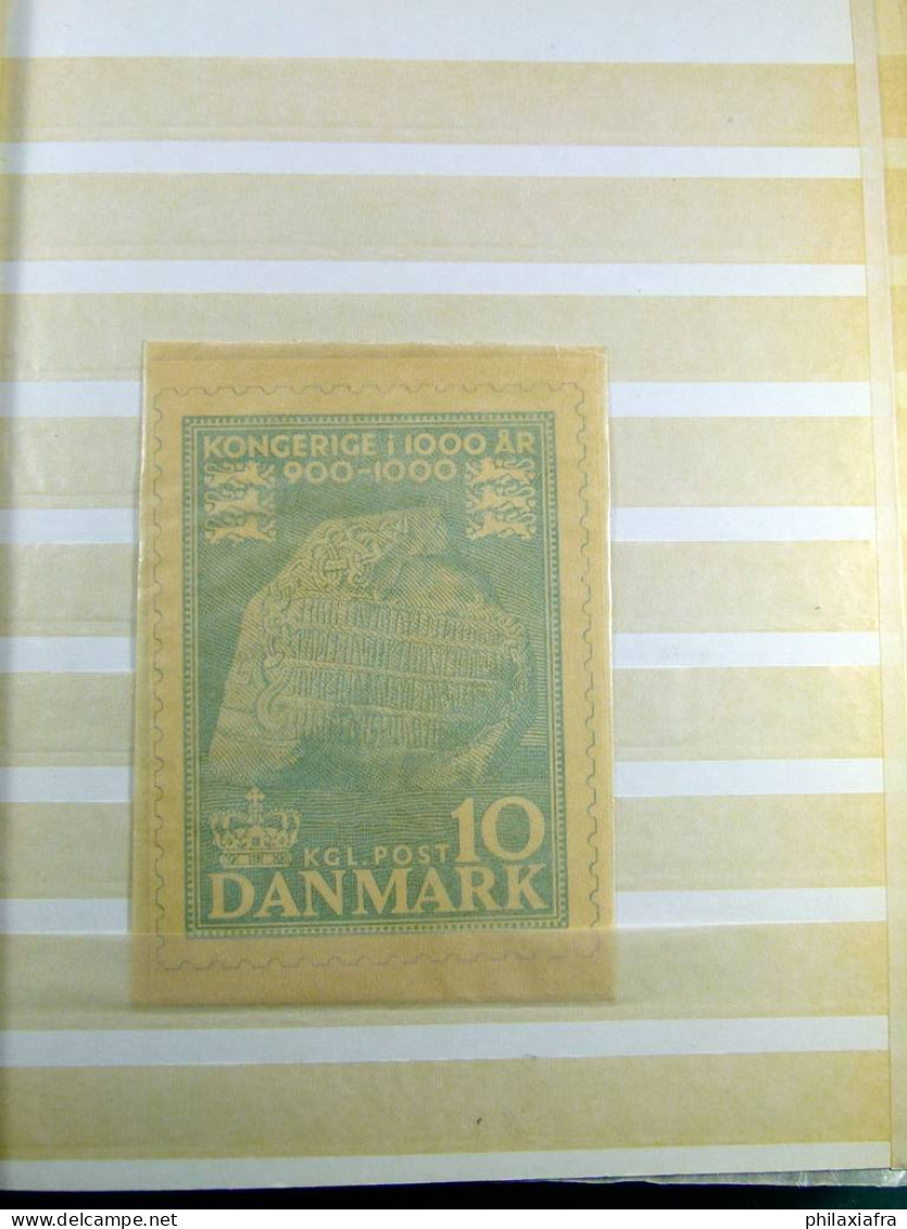 Collection Danemark, de 1990 à 1990, sur album, avec timbres neufs et oblitéré