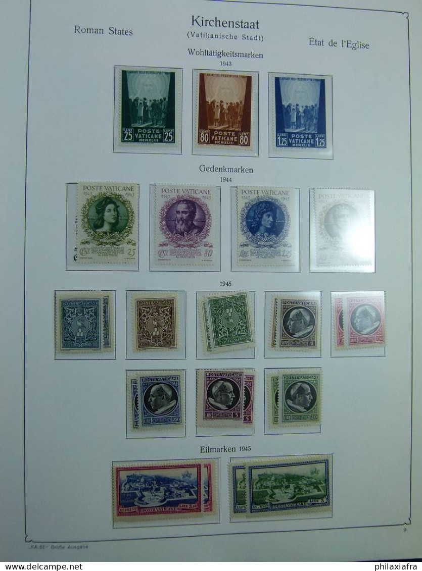 Collection Vatican album 1929-67, timbres, neufs */** et oblitéré séries cpl CV