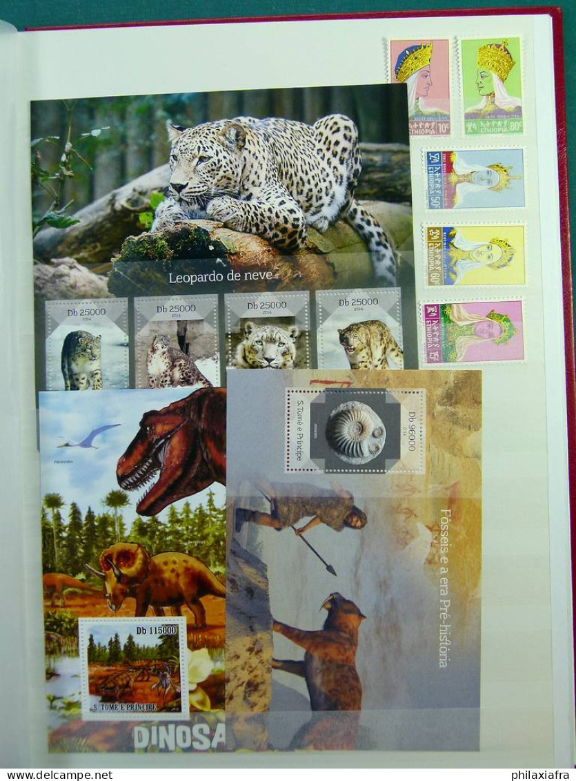 Collection Théme Diverse, avec timbres, neufs ** , sur classificateur