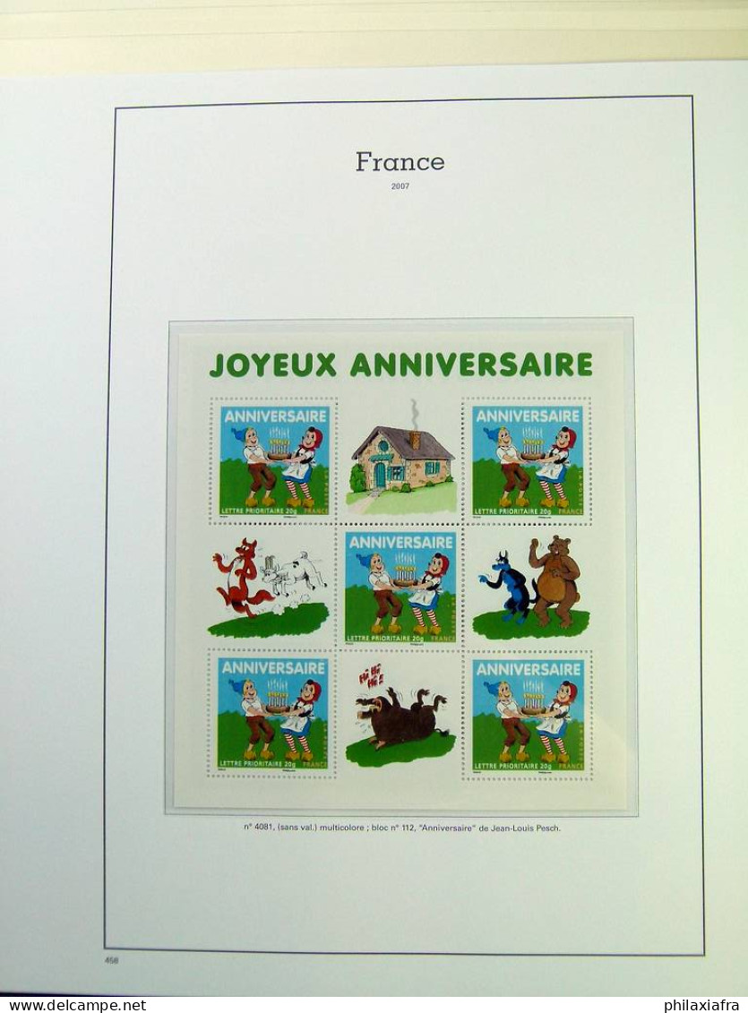 Collection France, sur pages d'album, de 2005 à 2007, timbres neufs ** livret BF