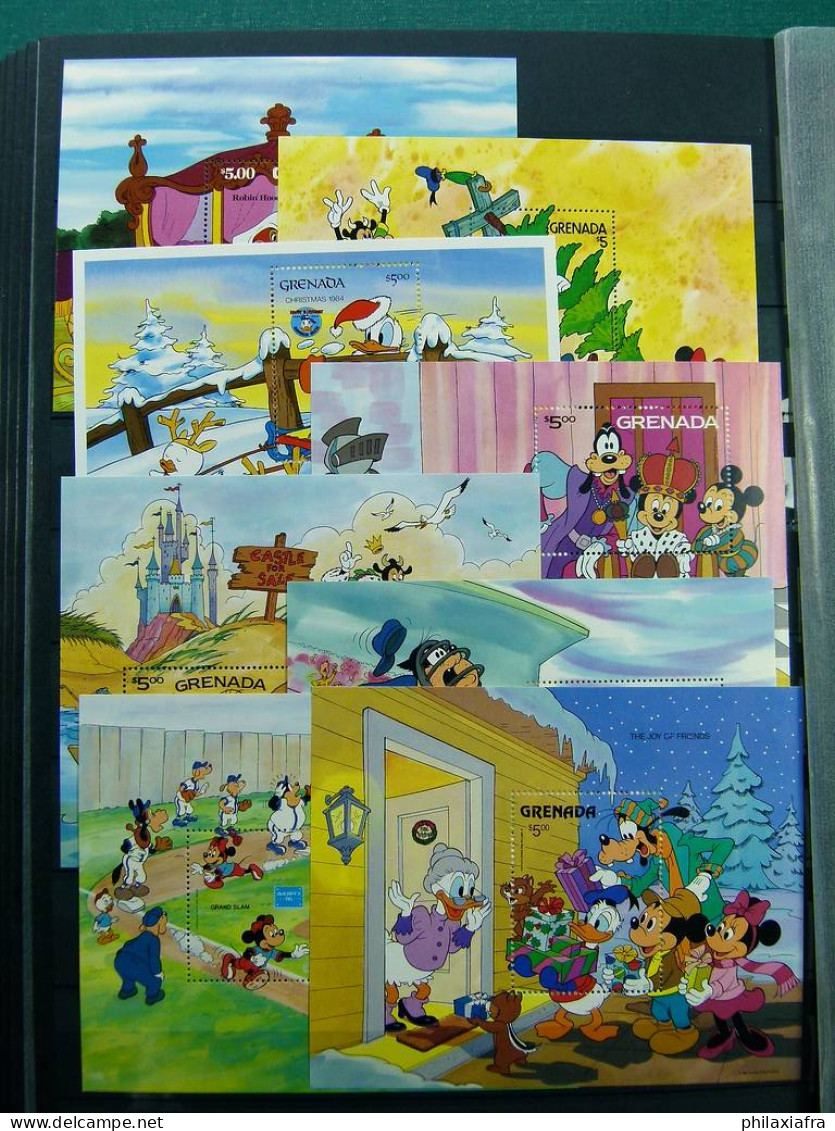 Immense stock de timbres et BF, neufs**  thème Disney sur 2 Classificateurs