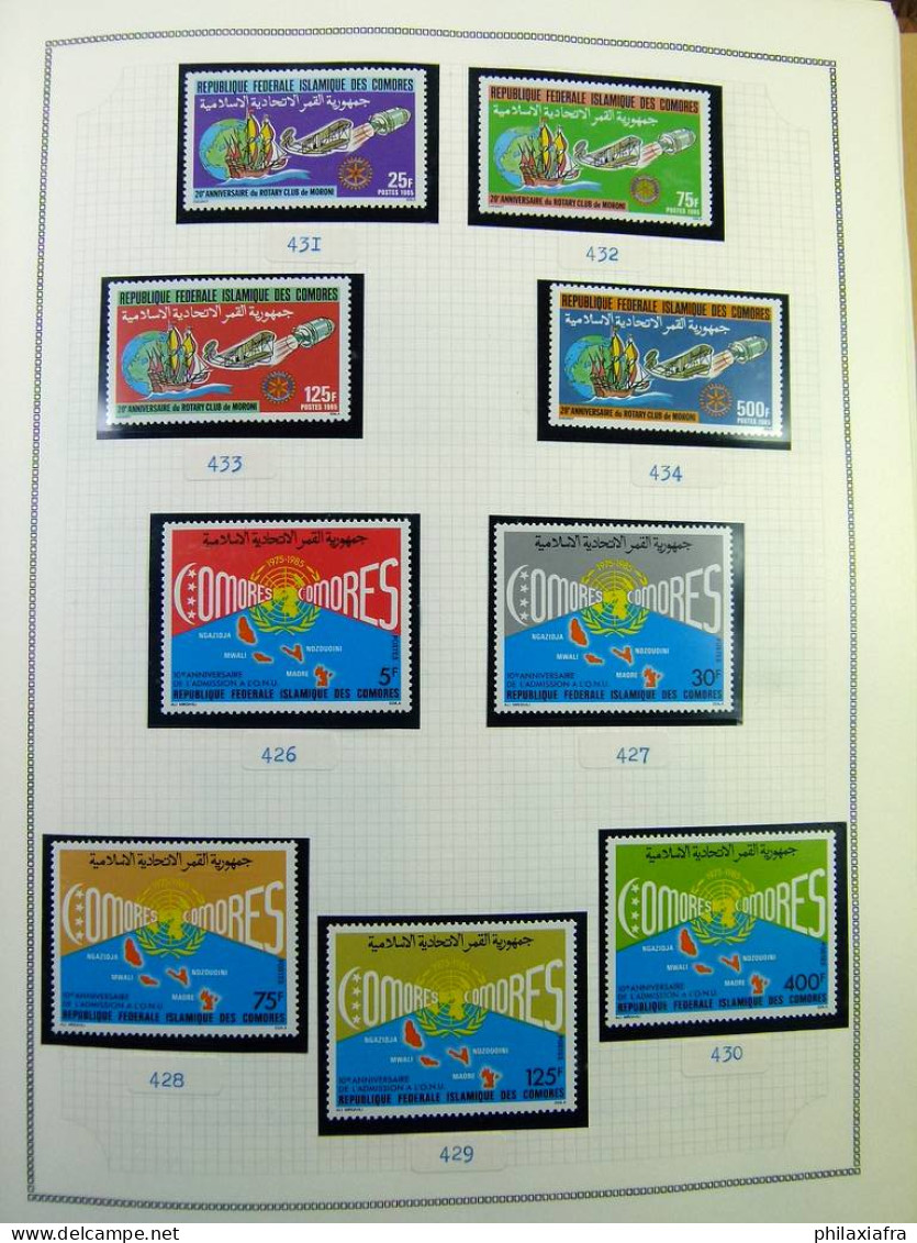 Collection Comores, sur album, jusqu'aux années 90, avec timbres, neufs ** 