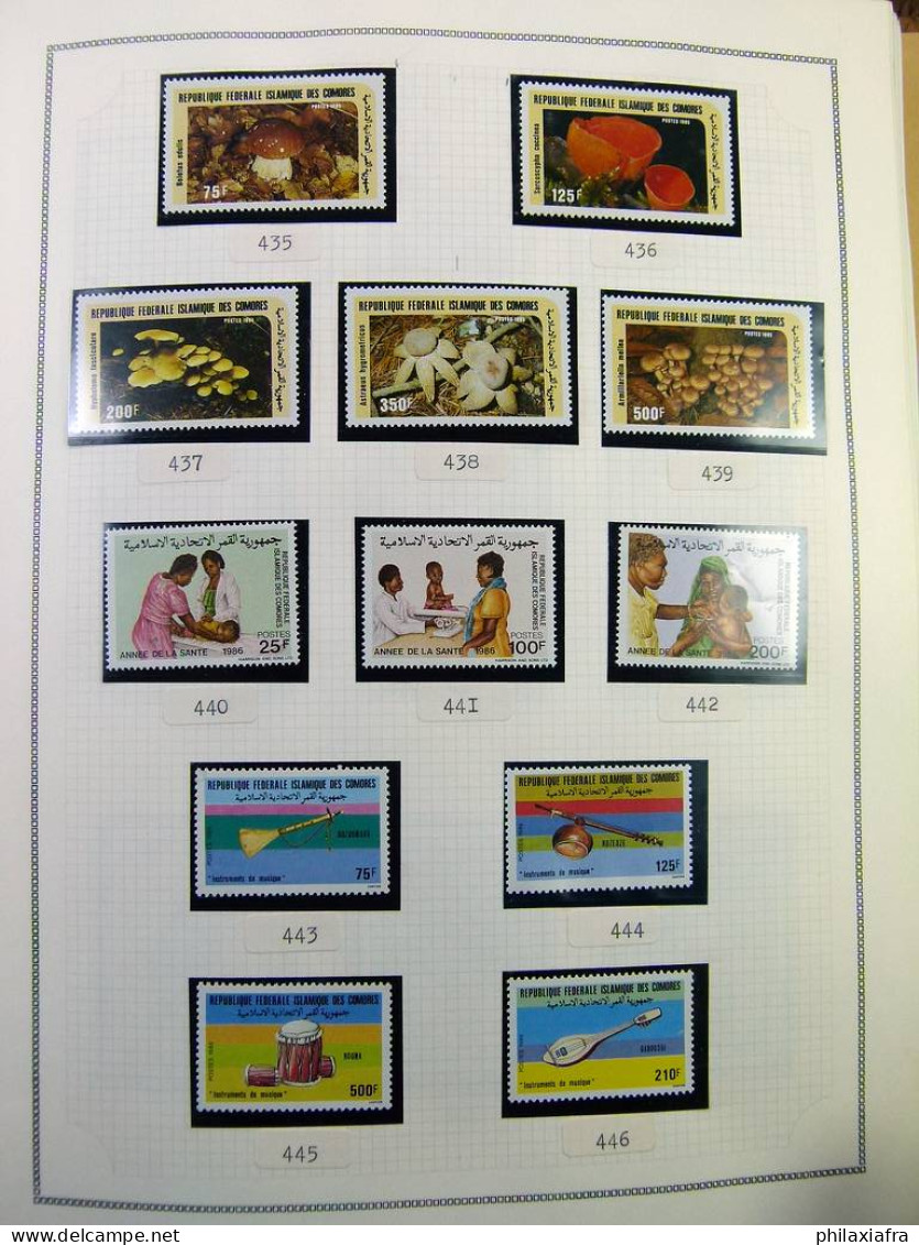 Collection Comores, sur album, jusqu'aux années 90, avec timbres, neufs ** 