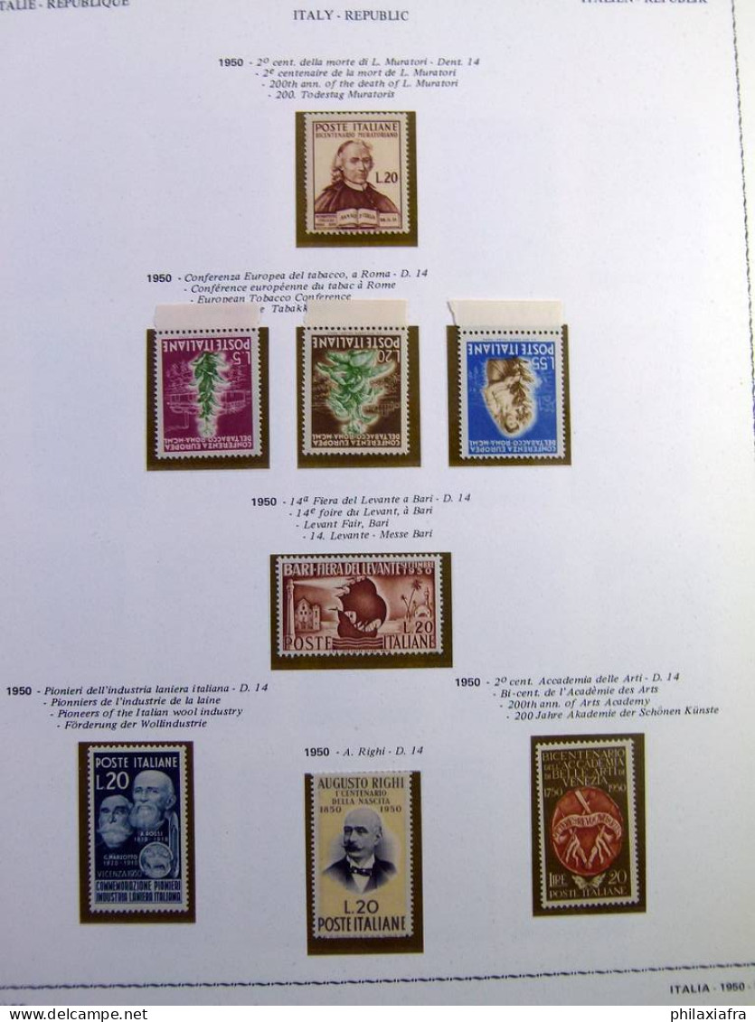 Collection République d'Italie album 1945-1968, timbres, surtout neufs** avancés