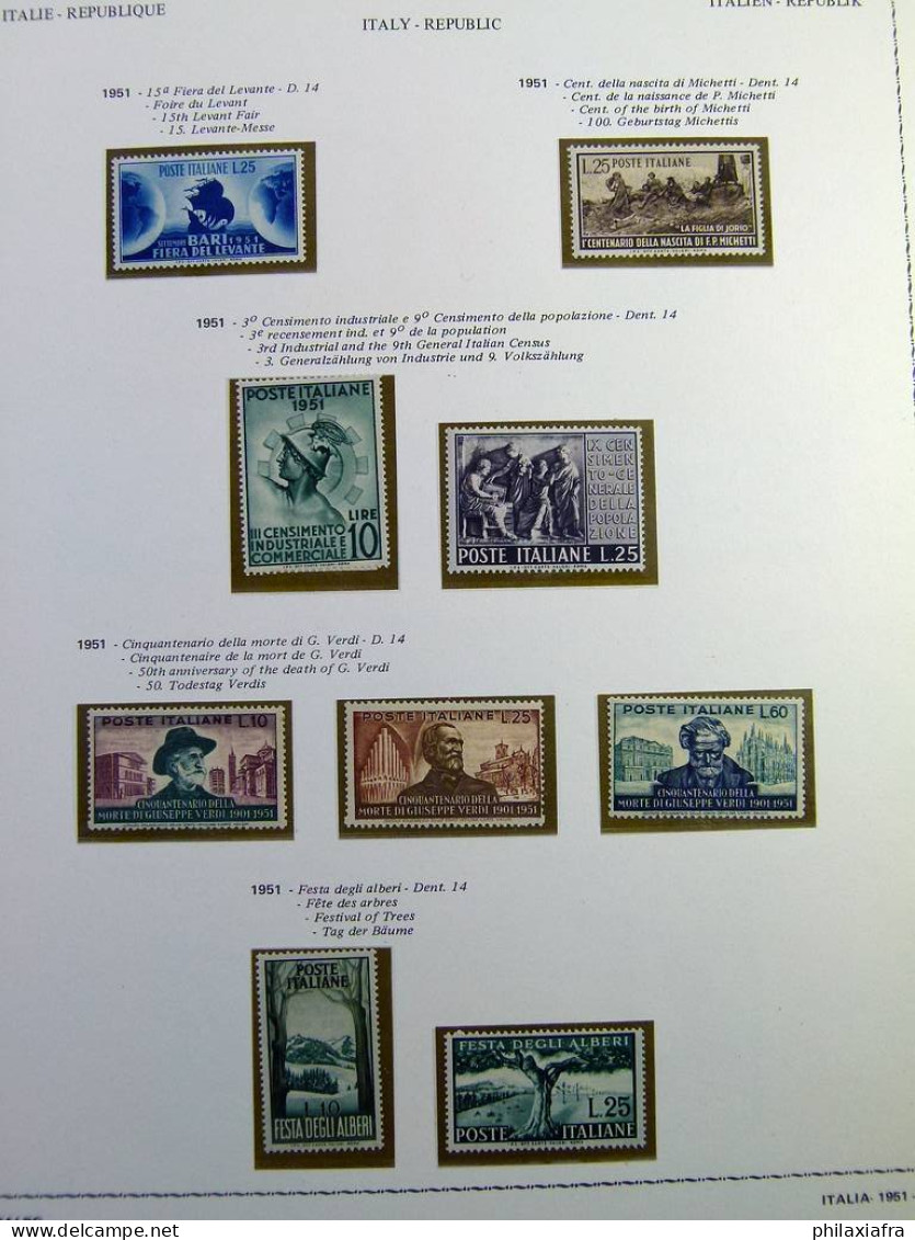 Collection République d'Italie album 1945-1968, timbres, surtout neufs** avancés