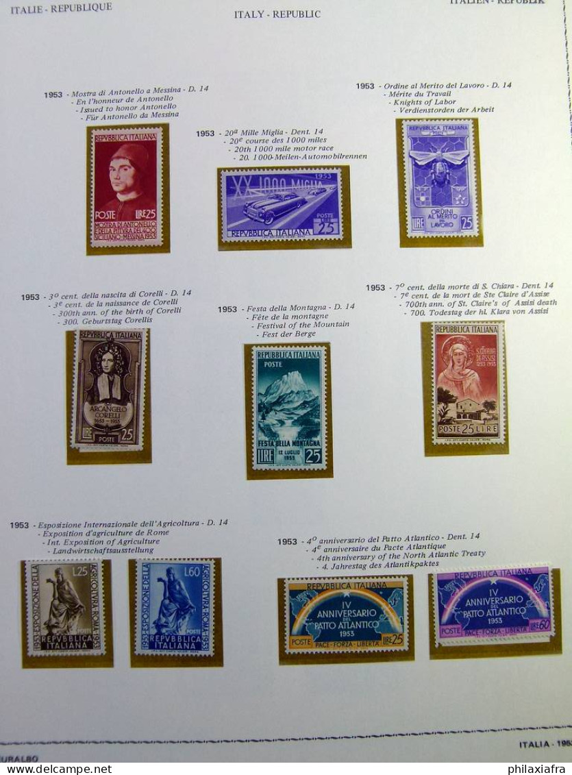 Collection République d'Italie album 1945-1968, timbres, surtout neufs** avancés