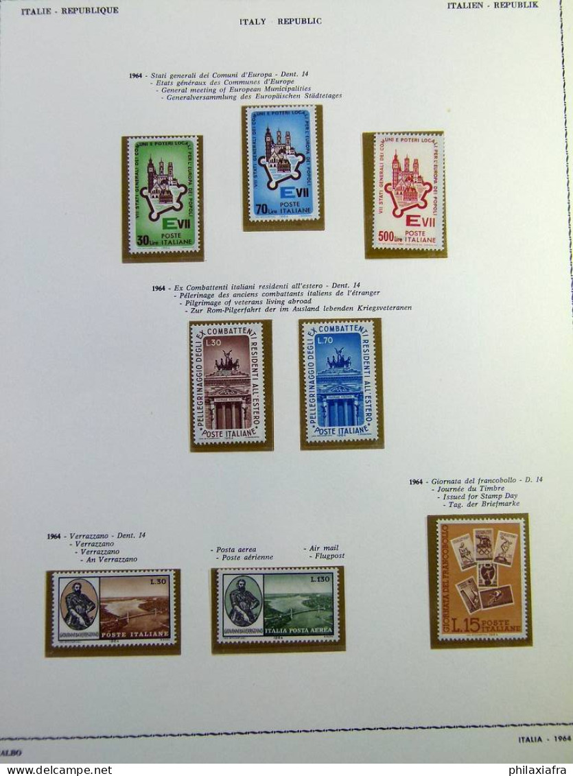 Collection République d'Italie album 1945-1968, timbres, surtout neufs** avancés