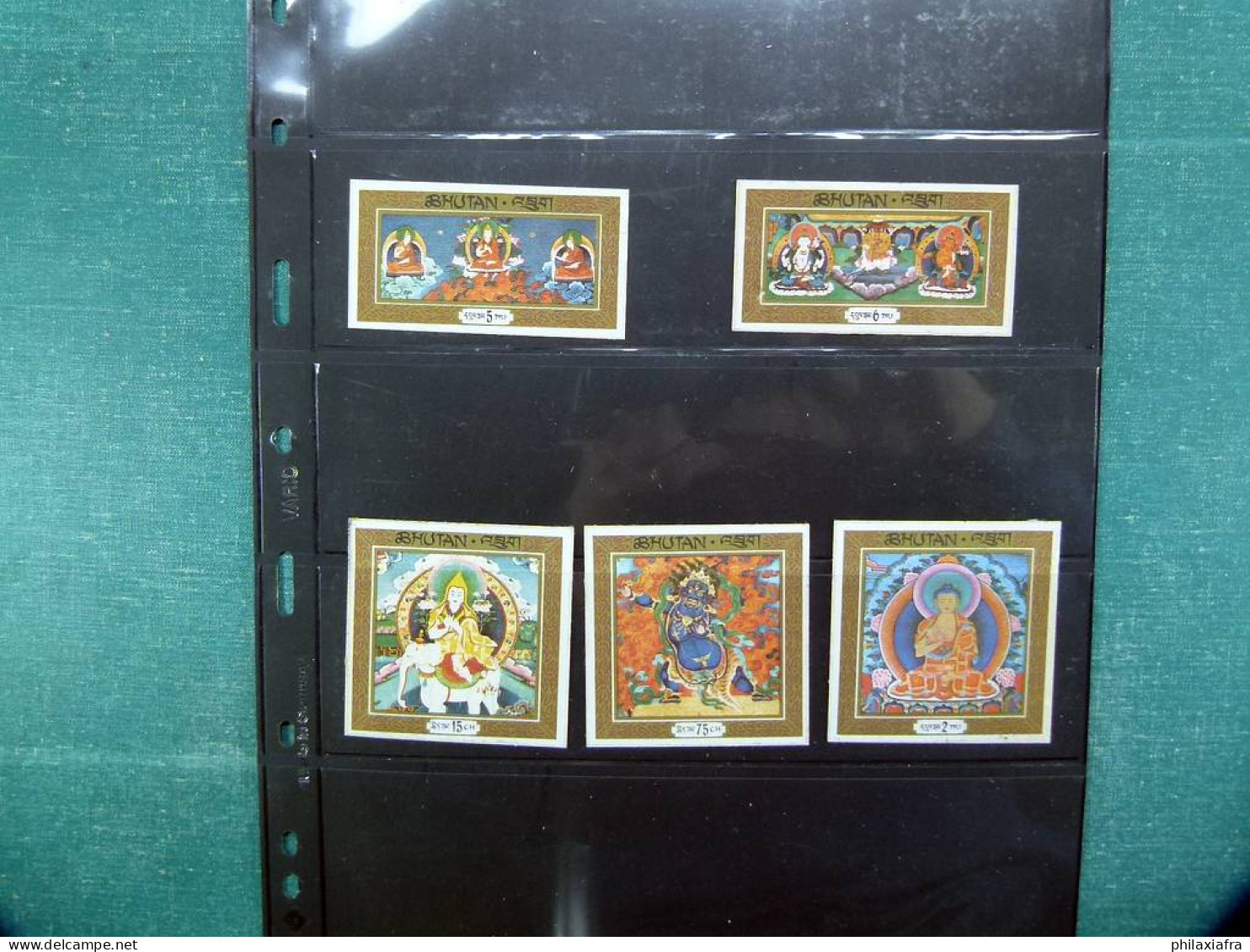 1969, Bhoutan, Série Cpl, Timbres, Bouddha, En Soie, Neufs **  - Bhutan