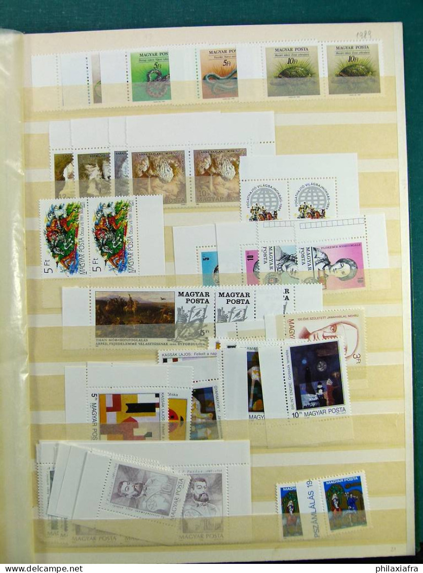 Collection Hongrie, Classificateur De 1988 à 1991, Timbres, Neuf ** Srépétès - Collections