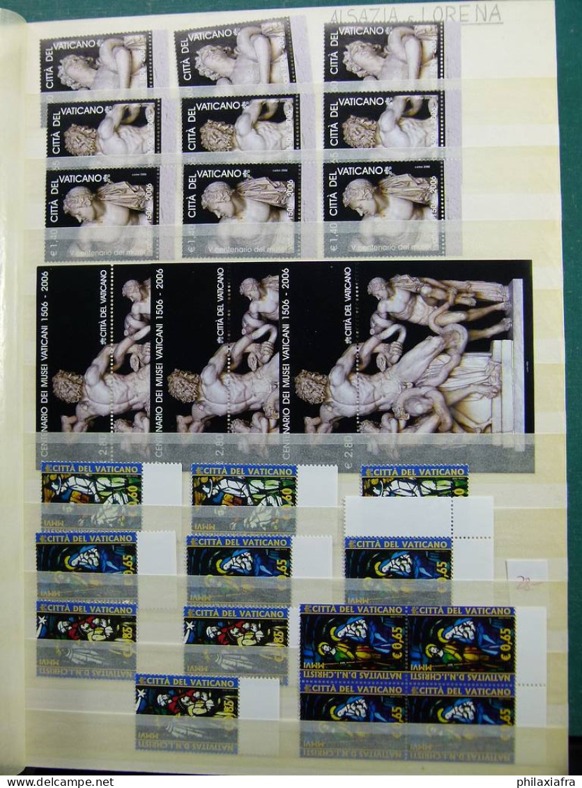 Monde Collection timbres neufs ** aussi Italie Vatican - valeur faciale élevée