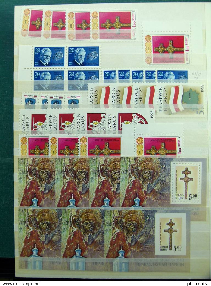 Monde Collection timbres neufs ** aussi Italie Vatican - valeur faciale élevée