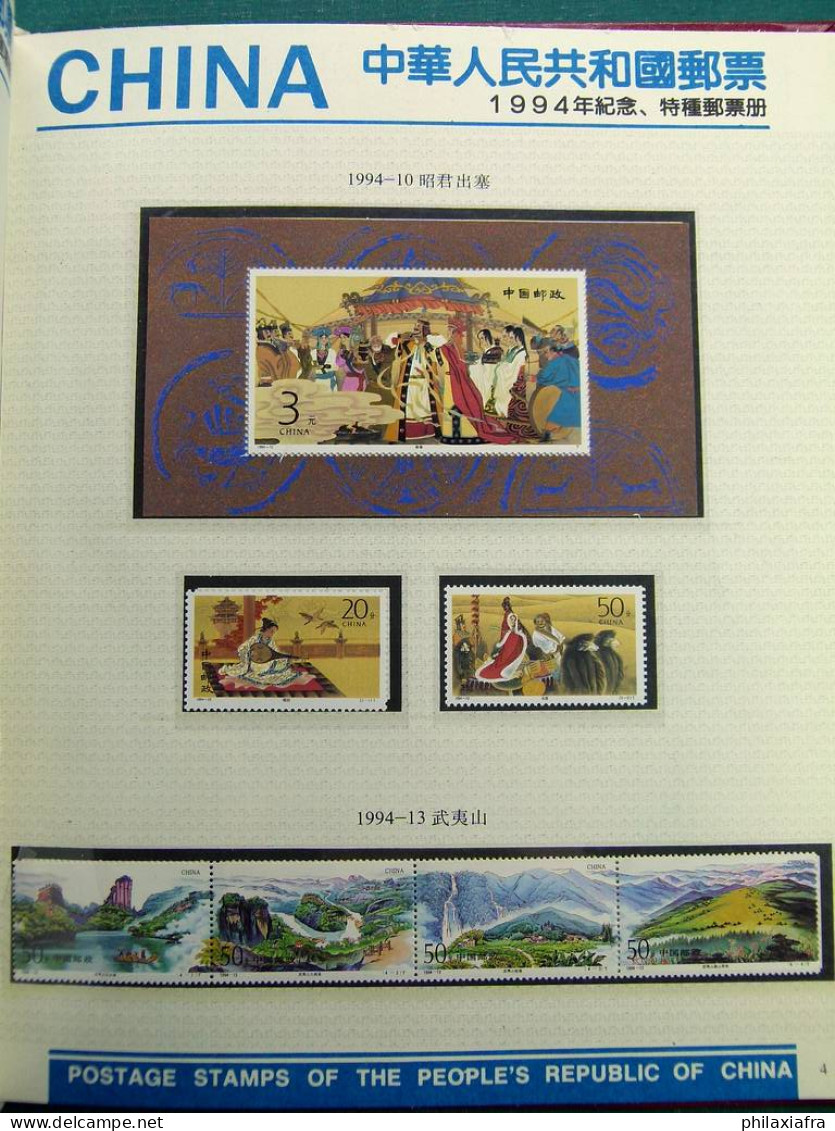 Collection Chine, de 1993 à 1995, avec timbres neufs ** sans charnière, sur 3 