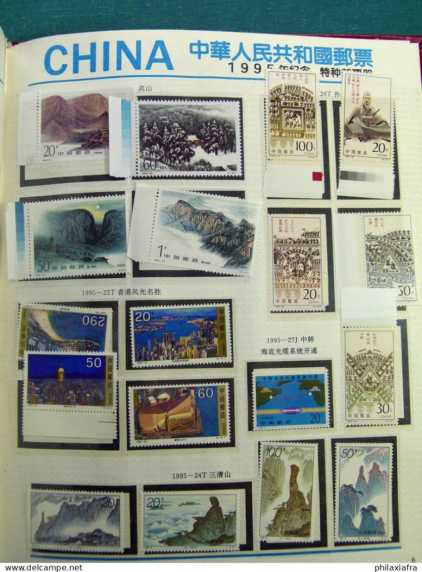 Collection Chine, de 1993 à 1995, avec timbres neufs ** sans charnière, sur 3 