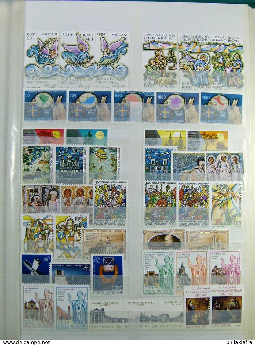 Collection Vatican, De 1963 à 2011, Avec Timbres Neufs ** Sans Charnière, En S - Collections