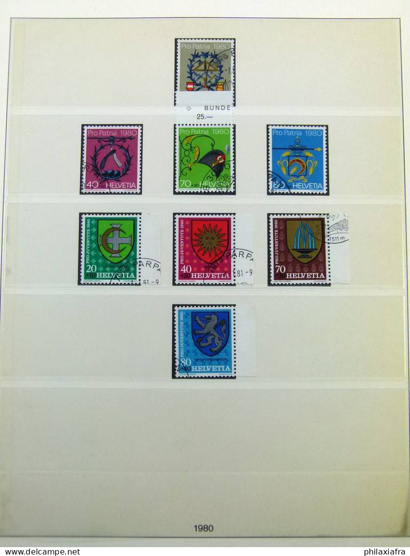 Collection Suisse, sur album, de 1971 à 1985, avec timbres oblitérés.