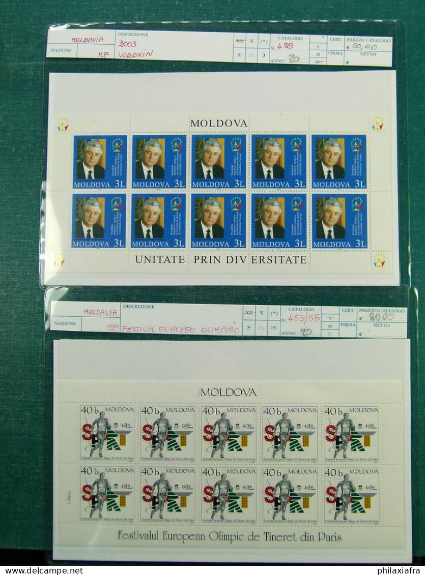 Collection Zone Soviétique, avec timbres, dépliants, feuillets, neufs ** sans 