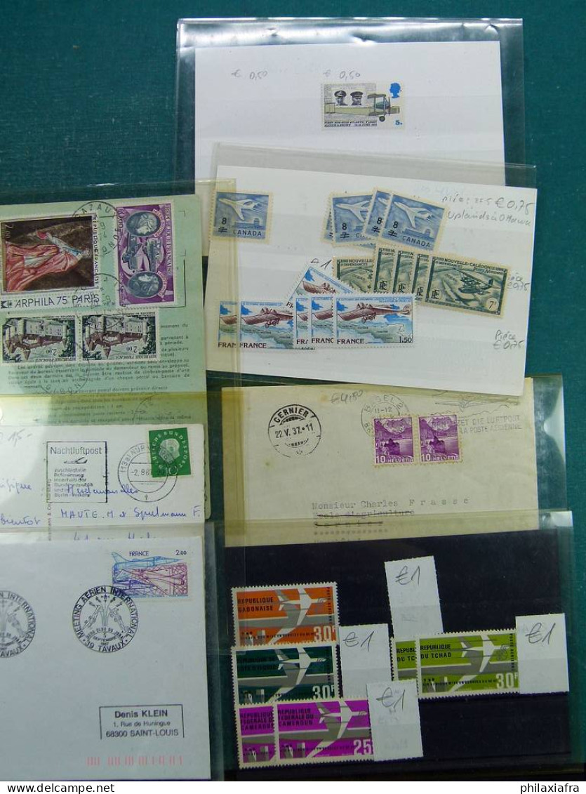 Collection sur le thème de l'aviation, avec timbres neufs et oblitérés, envel